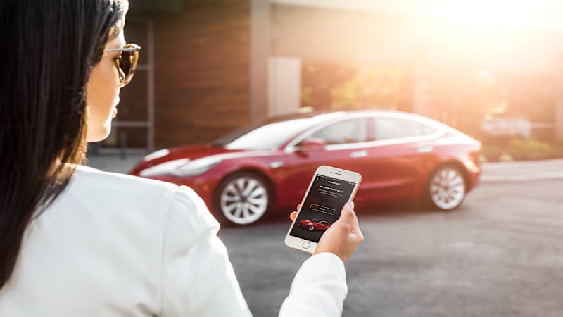 New Tesla features make car sharing easier